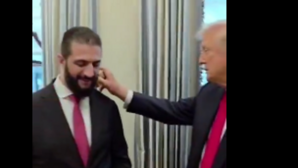 ترامب والشرع&nbsp;
