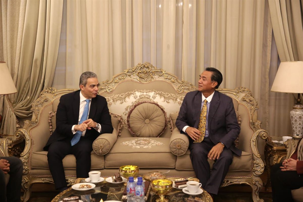 <strong>طارق سعده والسفير الدكتور لطفي رؤوف</strong>