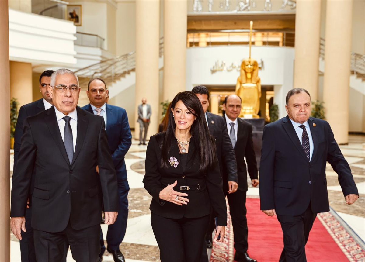 <strong>وزيرة التخطيط والنائب العام</strong>