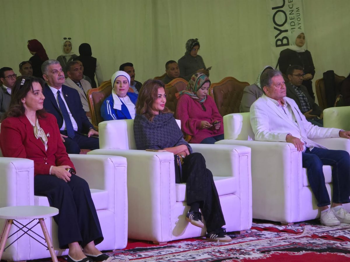 <strong>افتتاح مهرجان تونس للخزف والحرف اليدوية</strong>