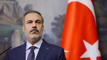 وزير خارجية تركيا يزور إيران اليوم