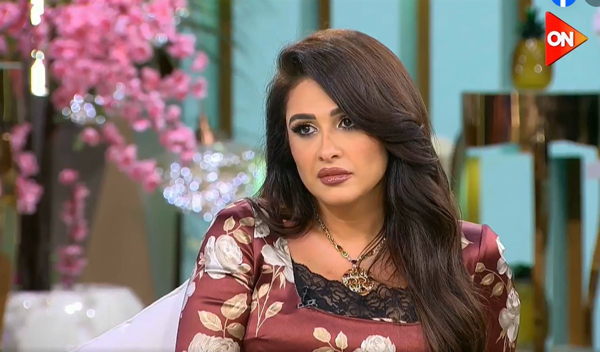 <strong>ياسمين عبد العزيز</strong>