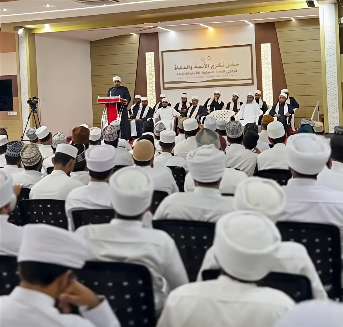 <strong>خريجي أكاديمية الأزهر من الهند </strong>