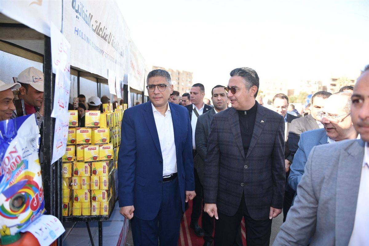 <strong>&nbsp;وزير التموين والتجارة الداخلية</strong>
