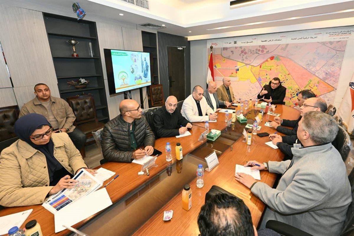 <strong>وزير الاسكان</strong>