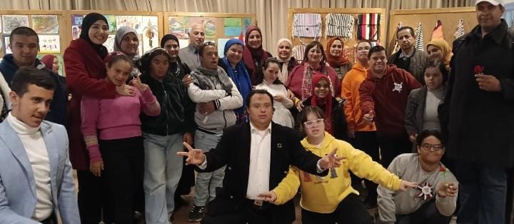 <strong>ونكمل فرحتنا</strong>