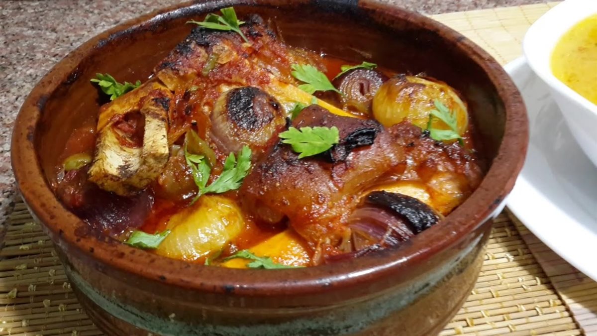 طاجن الكوارع&nbsp;