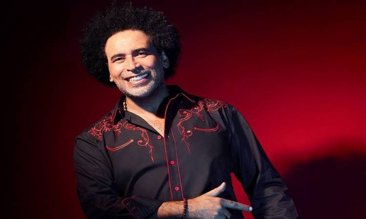 <strong>مصطفى شوقي</strong>