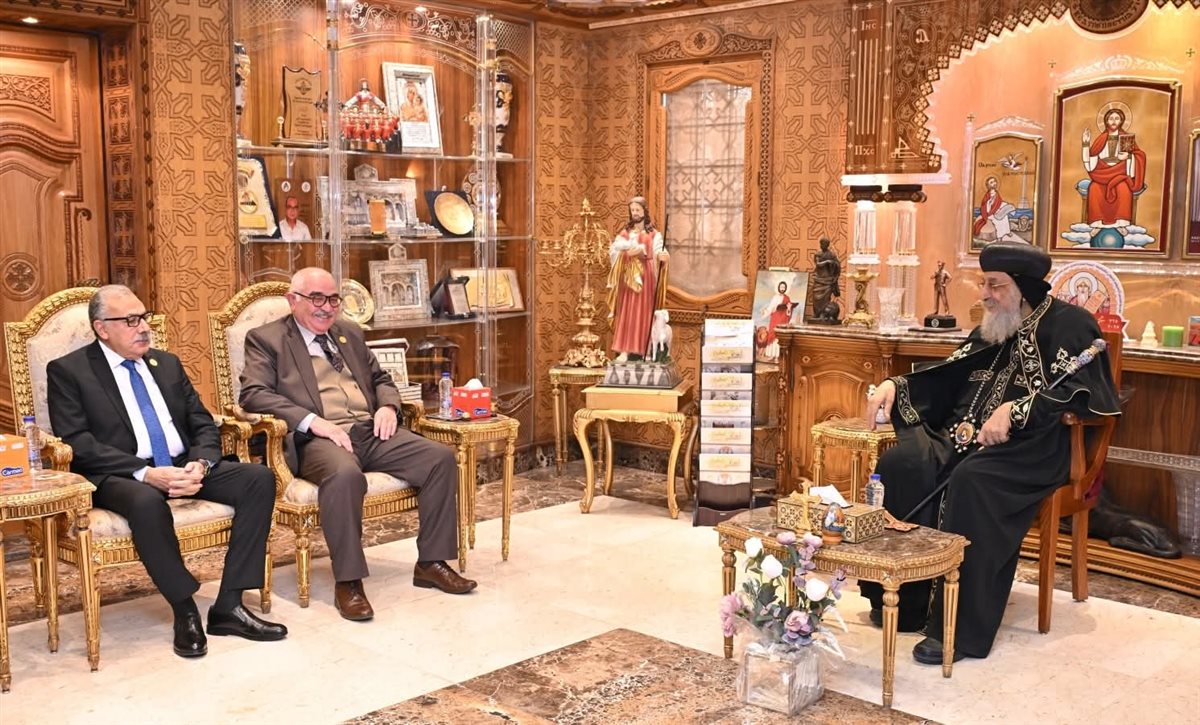 <strong> البابا يستقبل رئيس هيئة قضايا الدولة</strong>