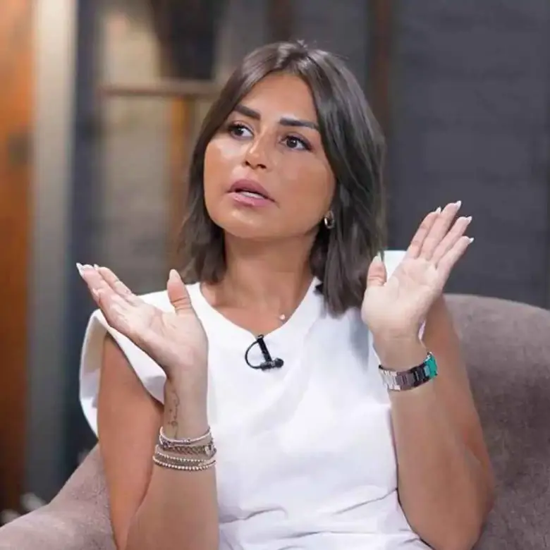<strong>منة فضالي</strong>