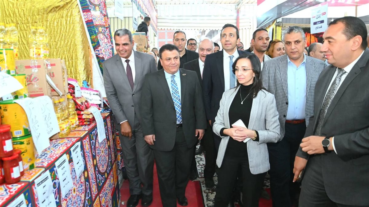 محافظ البحيرة