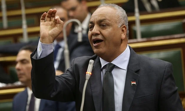 <strong>مصطفى بكري</strong>