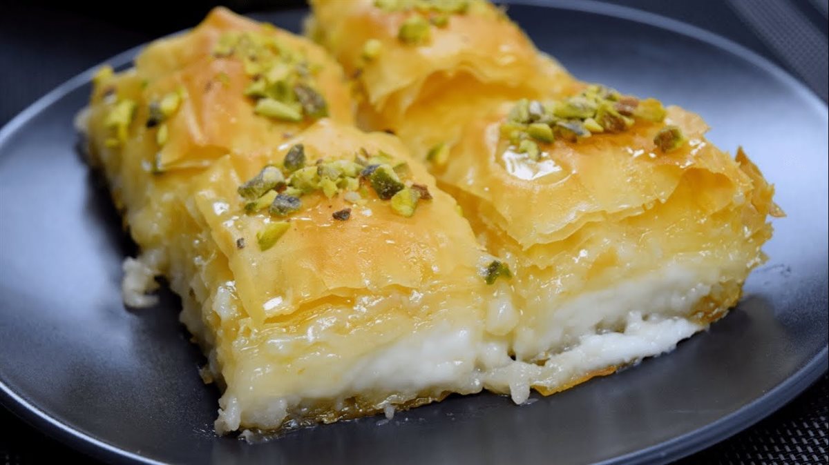 بقلاوة بالقشطة