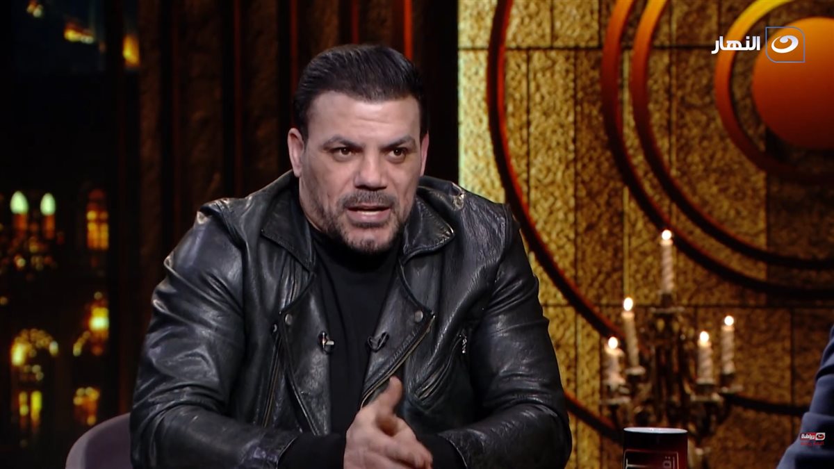 عمرو زكي