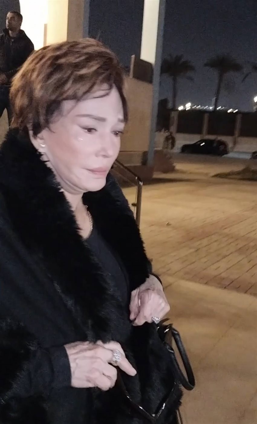 <strong>عزاء شقيق الفنانة زينة</strong>