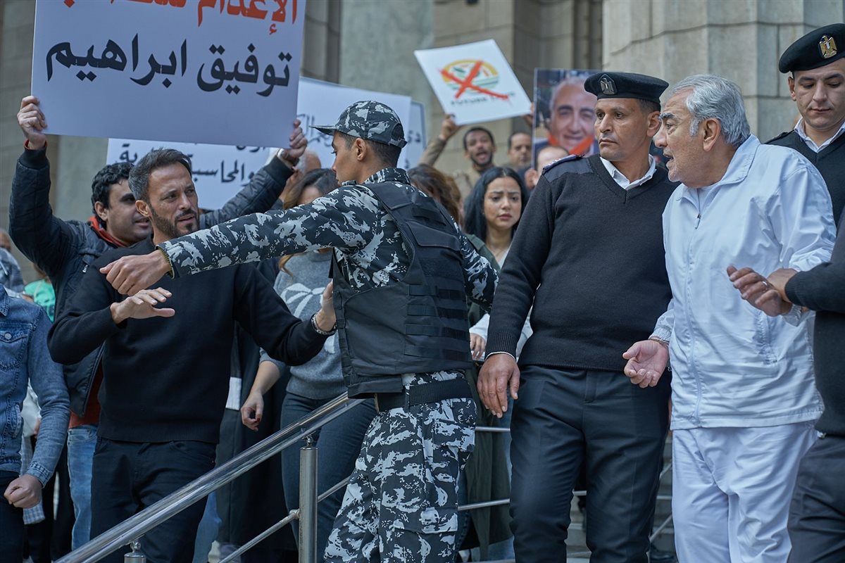 <strong>مسلسل “فن الحرب”</strong>
