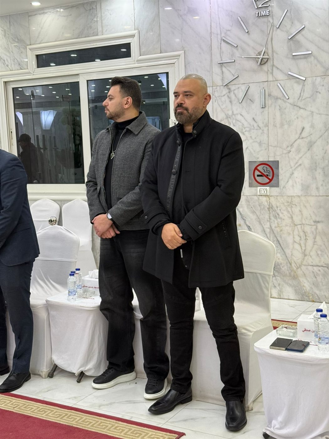 <strong>عزاء والد الشاعر ومطرب الراب خالد تاج الدين</strong>