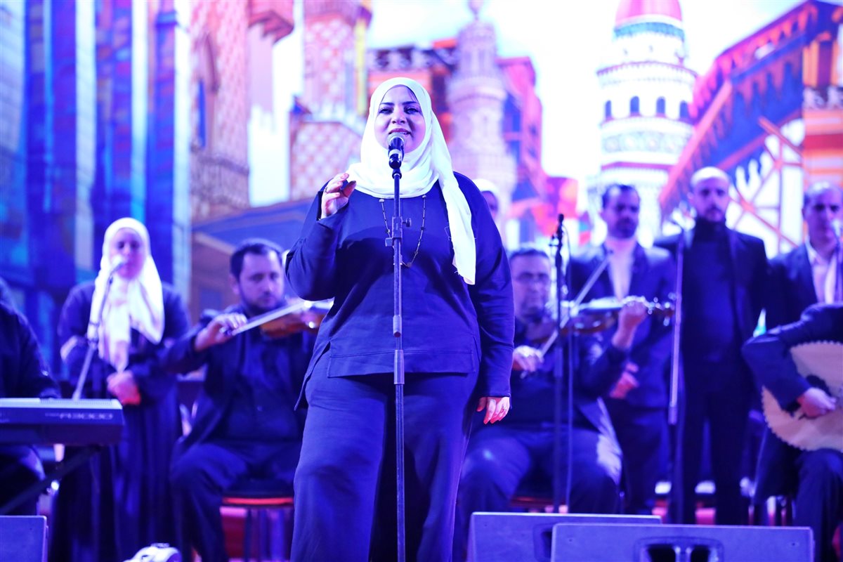 <strong>برنامج 
