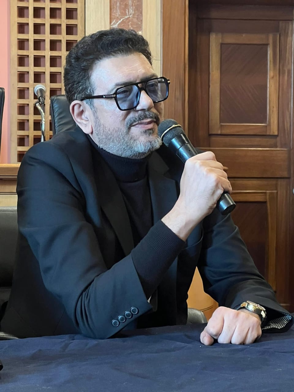 <strong>أحمد وفيق</strong>