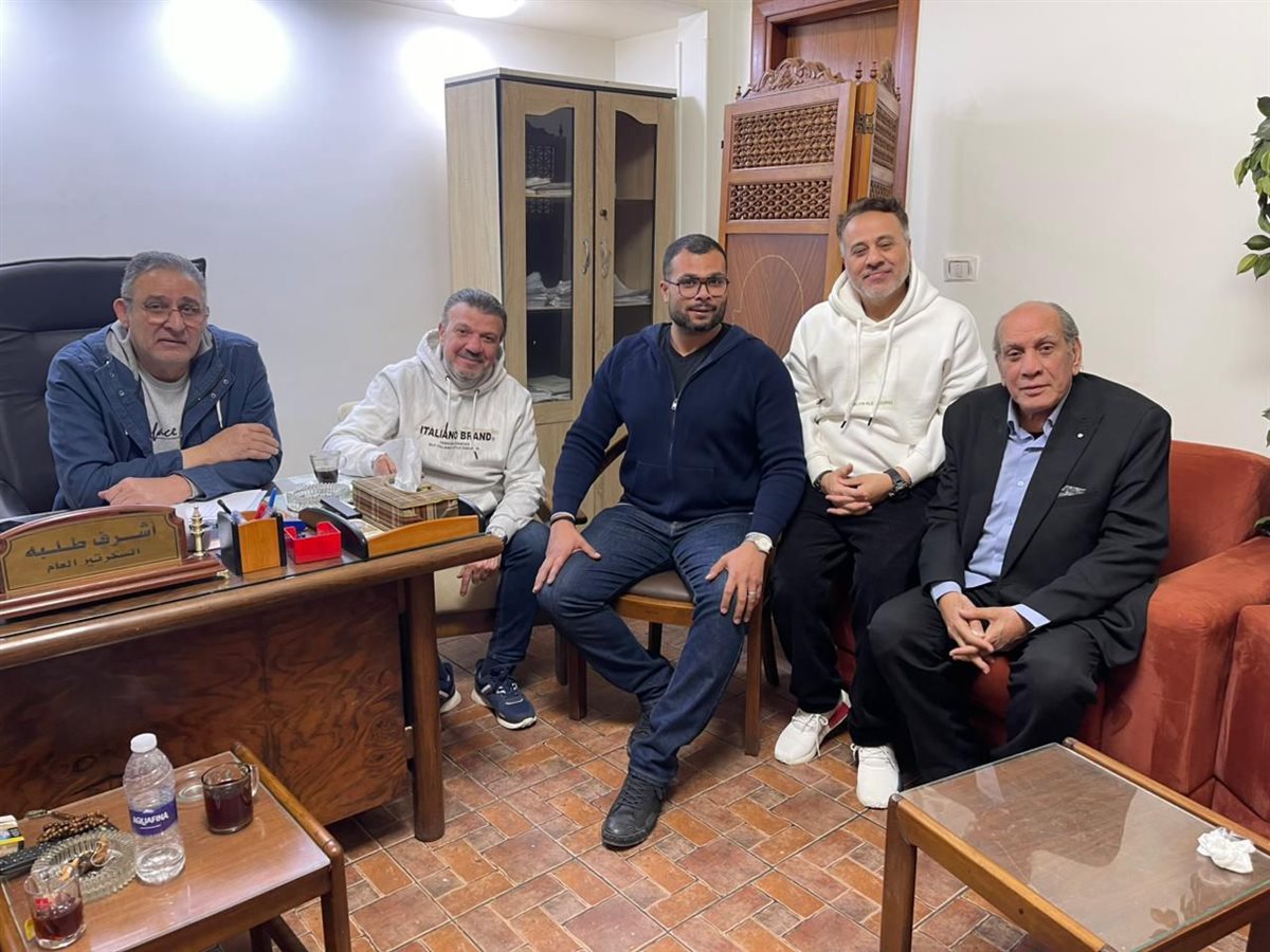 <strong>أحمد عبدالله محمود أثناء التحقيق معه بمقر نقابة الممثلين</strong>