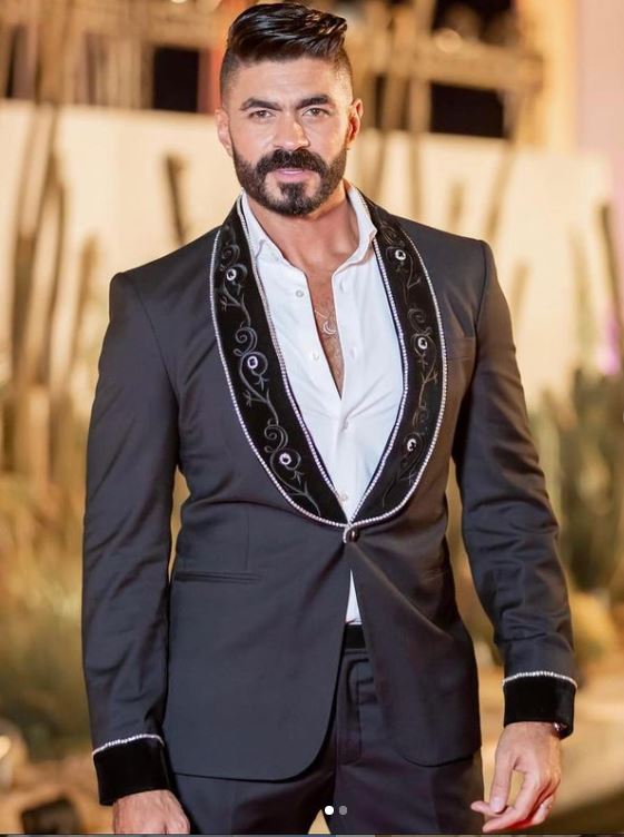 <strong>خالد سليم</strong>
