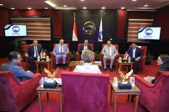 لقاء عبد الجواد وقيادات الحزب مع وفد الاتحاد الاوروبي