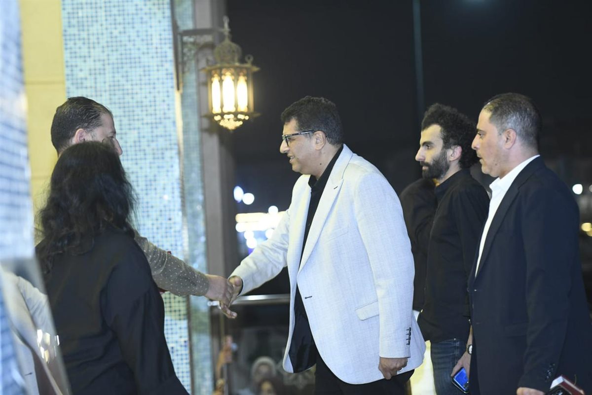 <strong>عزاء عبد الرحمن أبو زهرة</strong>