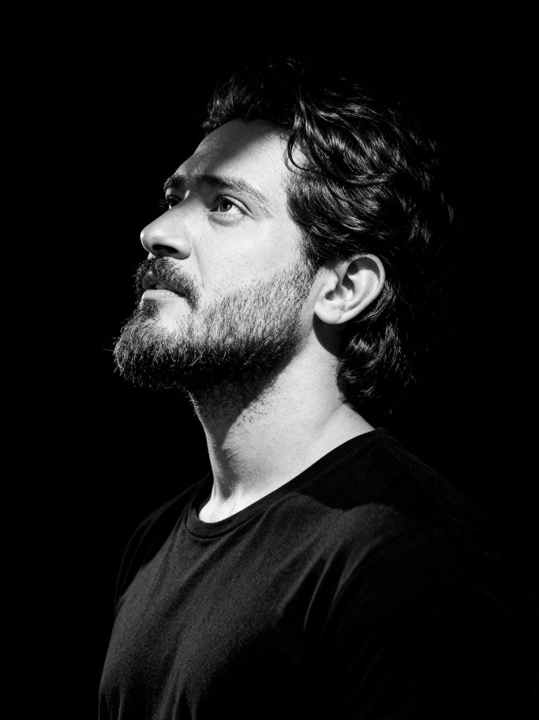 <strong>أحمد زعيم</strong>