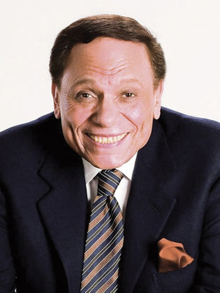 <strong>عادل إمام</strong>