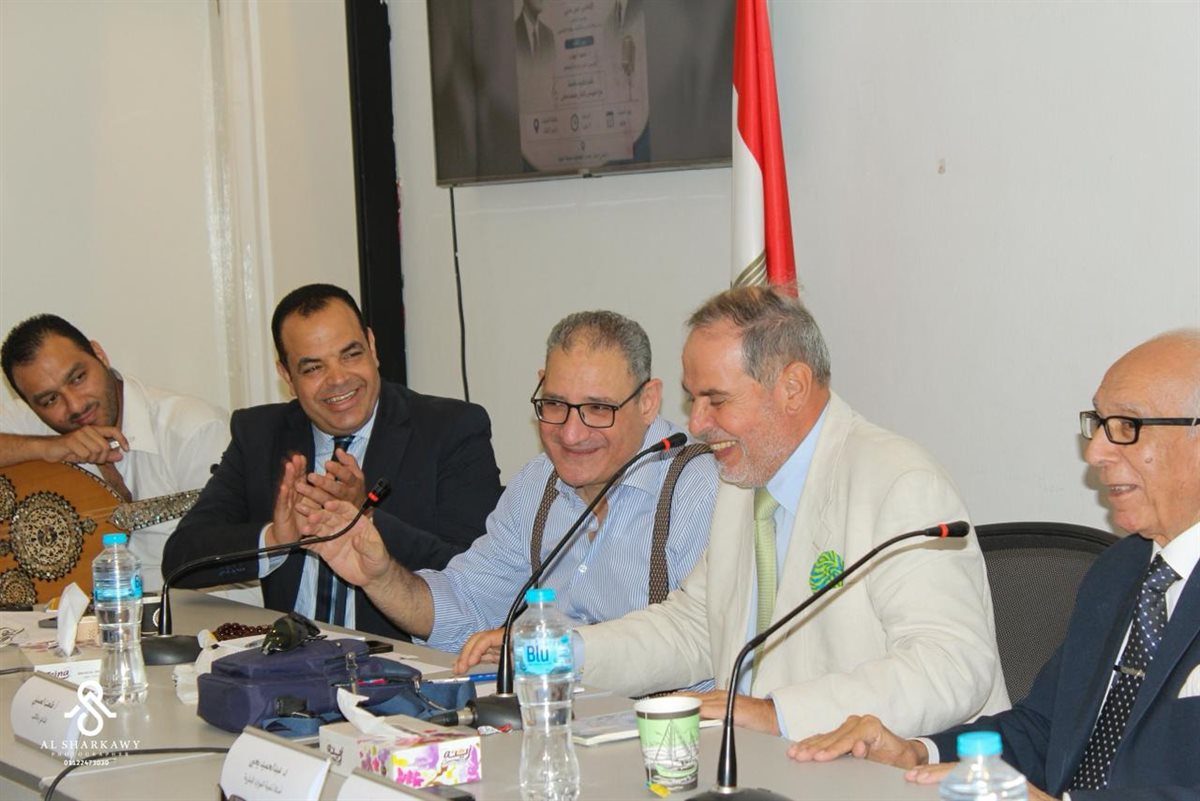 <strong>صالون الإعلام بمكتبة مصر العامة يناقش دور الفن في بناء الوعي الوطني</strong>