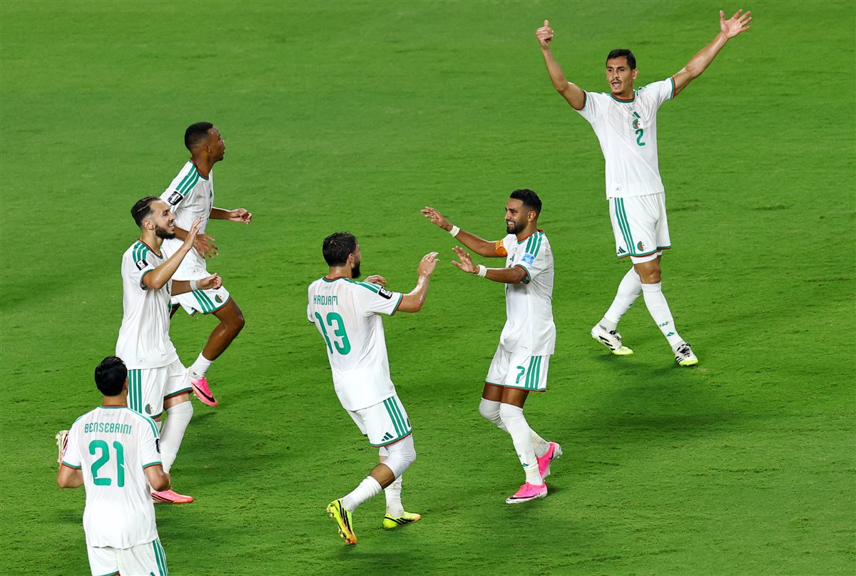 الجزائر تتعادل مع النمسا 3-3 وتتأهل إلى دور الـ32 بكأس العالم 2026