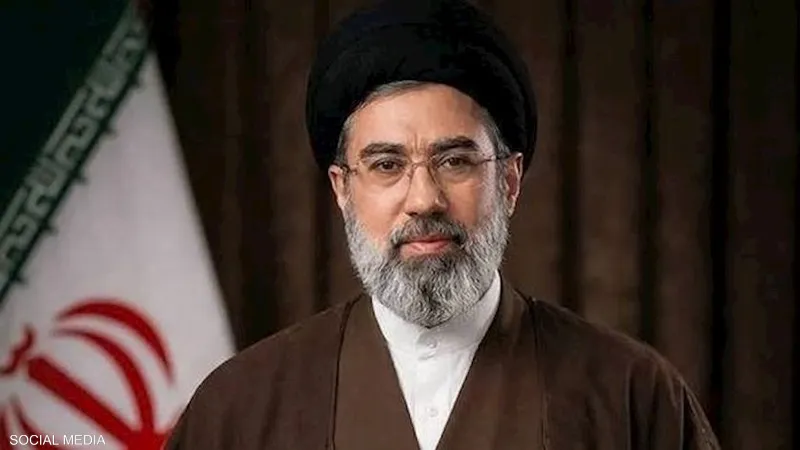 <strong>مجتبى خامنئي </strong>