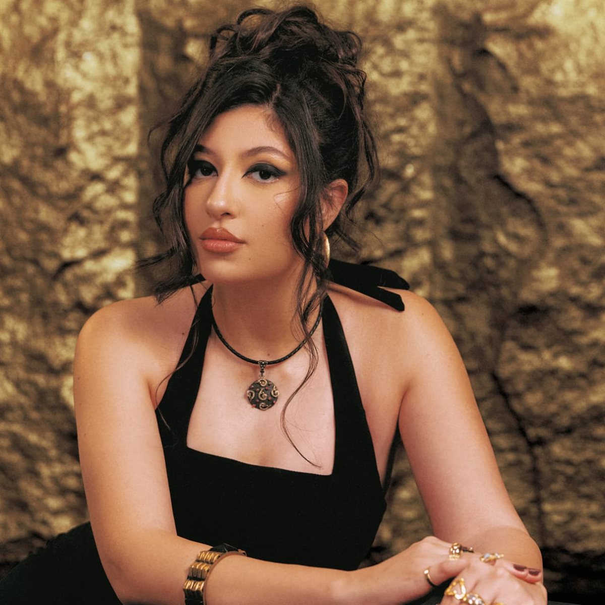 <strong>الفنانة المصرية الإيطالية للا فضة</strong>