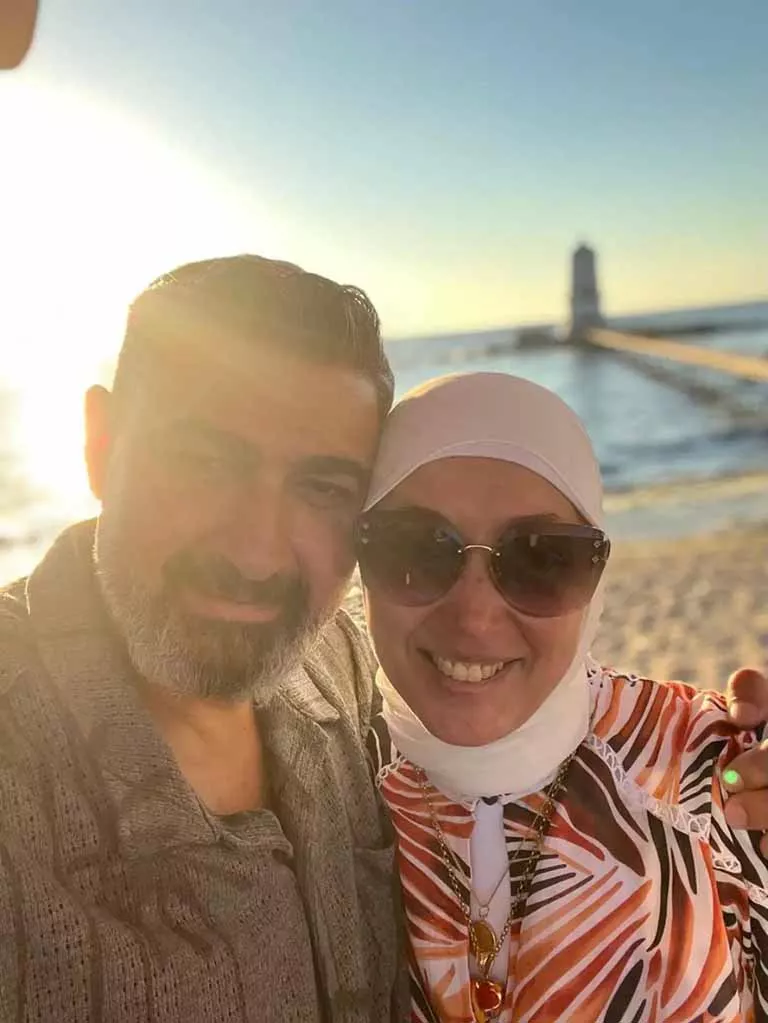 <strong>ياسر جلال وزوجته</strong>
