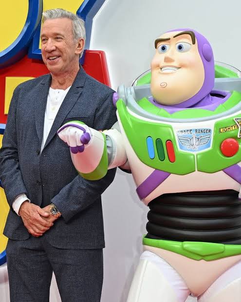 <strong>Toy Story 5</strong>