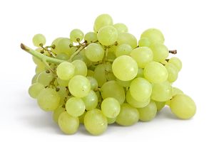 <strong>عنب </strong>