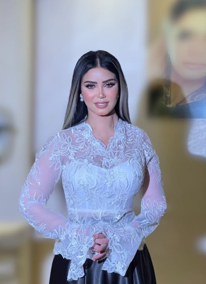 <strong>إيناس عز الدين</strong>