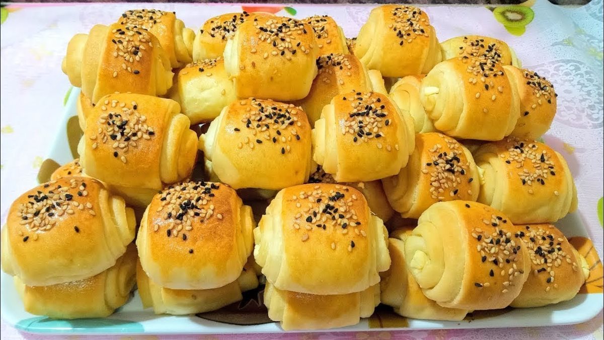 <strong> باتيه بالجبنة</strong>