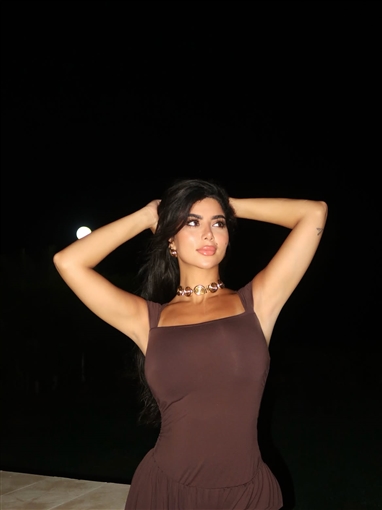 <strong>كارولين عزمي</strong>