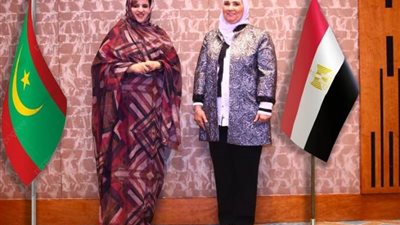 وزيرة التضامن تستعرض التجربة المصرية في مجال الدعم النقدي