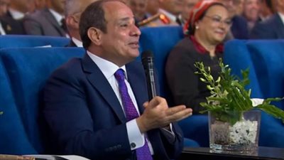 الرئيس السيسي يشهد جلسة حوارية ضمن فعاليات المؤتمر الوطني للشباب