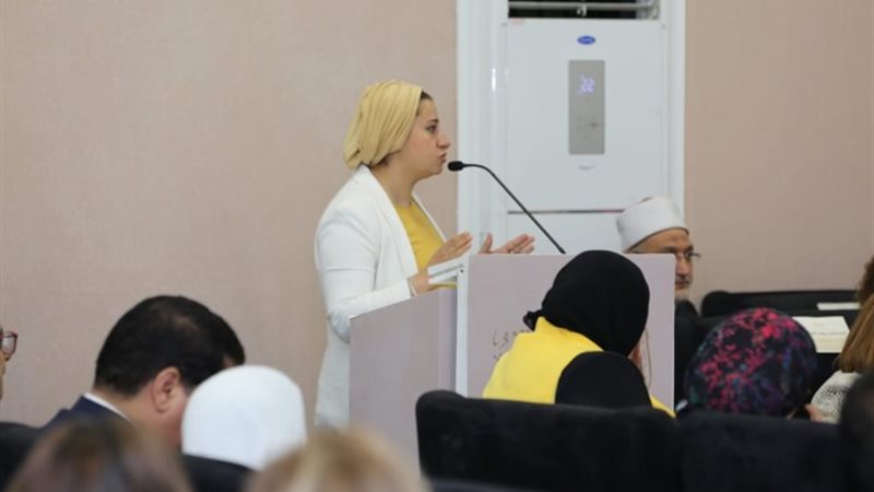 الدكتور إيناس دويدار