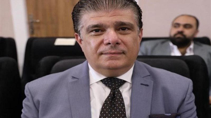 حسين كمال عبد القادر رئيس الهيئه الوطنية للاعلام