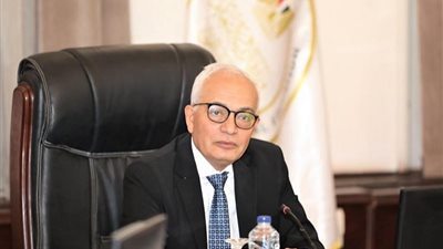 ائتلاف أولياء الأمور يشيد بتوزيع ورق إجابة الثانوية العامة قبل الامتحان