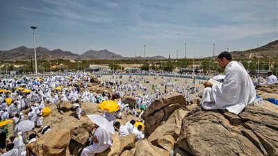 بدء تصعيد الحجاج المصريين إلى صعيد عرفات