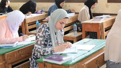«أمهات مصر»: امتحان اللغة الأجنبية الأولى متوسط بإستثناء القطعة
