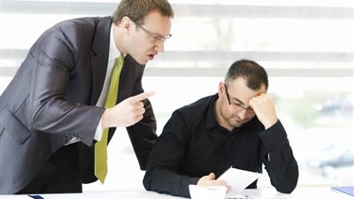 إتيكيت تعامل المدير مع الموظفين