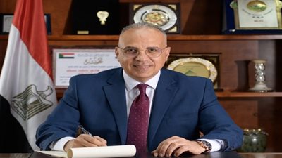 وزير الري يتابع أعمال التطوير الجارية بواحة سيوة