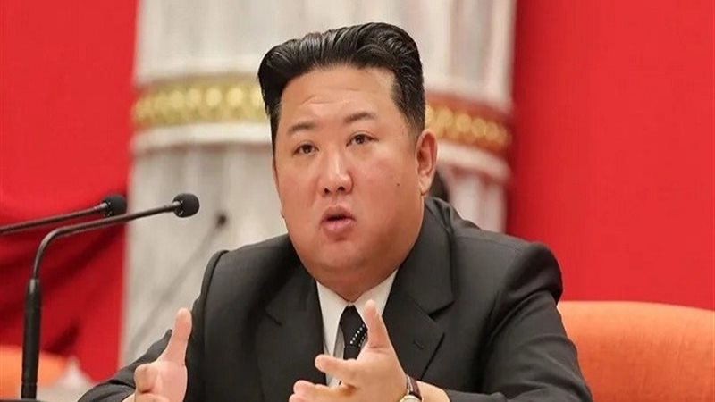كيم جونغ أون الرئيس الكوري الشمالي