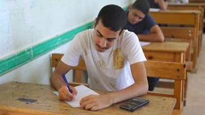 اليوم.. طلاب الثانوية الأزهرية علمي يختتمون امتحانات الدور الأول